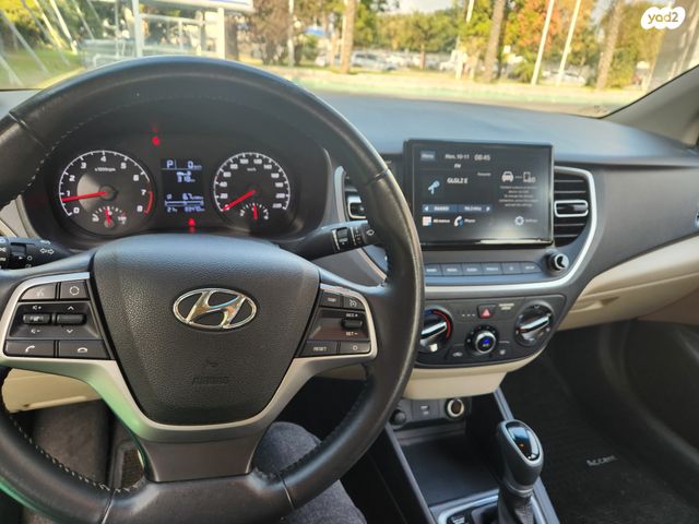 יונדאי אקסנט i25