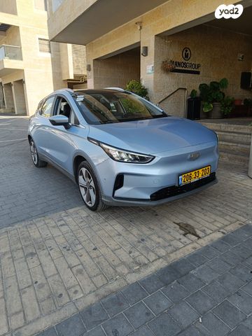 מודעת רכב ג׳ילי Geometry C