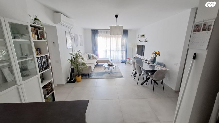 רועי קליין 23