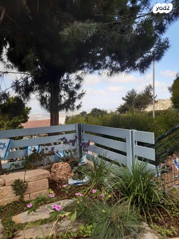 בית פרטי/ קוטג', החרוב 27, קציר, קציר