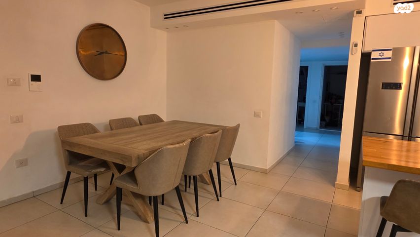 דירה, הרבי מלובאוויטש 26, השחר, דימונה