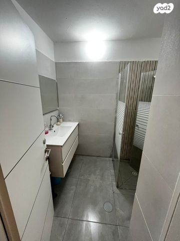 משה מזרחי 18