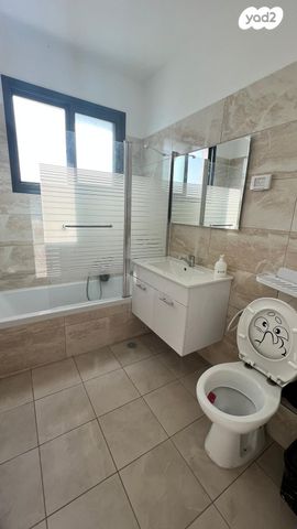 דירה, יצחק שמיר 4, נווה שרון / שער העיר, נתיבות