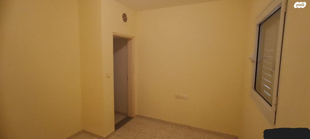 דירה, הצנחנים 3, קרית אליעזר פרי, פתח תקווה