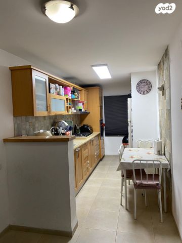 דירה, יפה נוף 229, הראשונים, שלומי