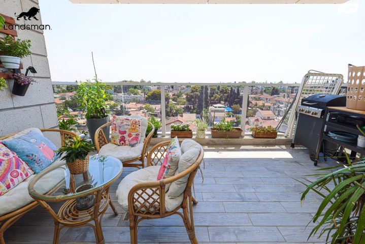 דירה, הפלמ"ח 137, שאר העיר, קדימה צורן