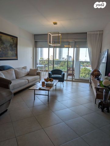 שדרות בן גוריון 52