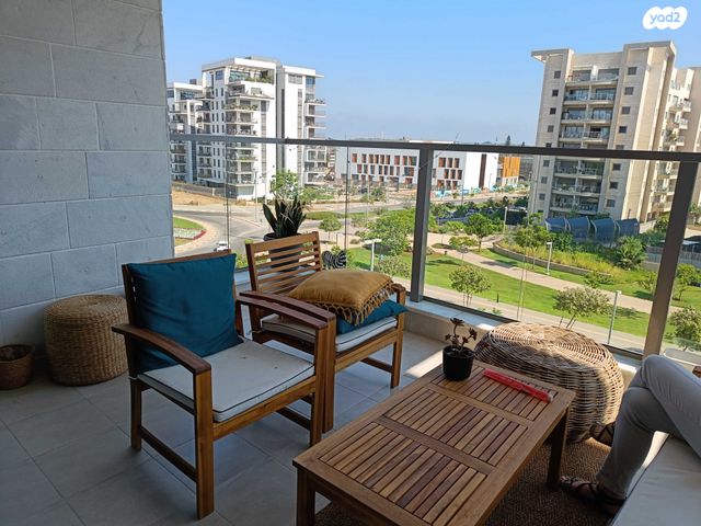 דירה, גדעון האוזנר 4, גליל ים (מתחם הכוכבים), הרצליה