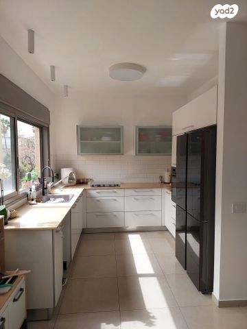 דירה, המעגל 15, פועלי הרכבת, גבעתיים