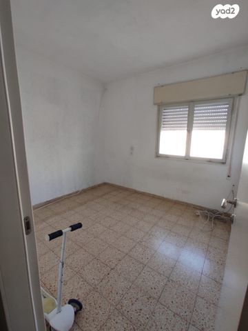 דירה, שבטי ישראל 8, קרית ים ג', קרית ים