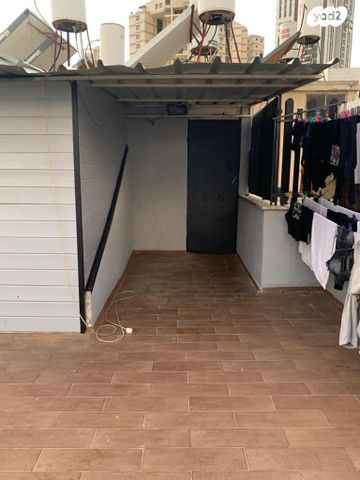 גג/ פנטהאוז, האורגים 18, הנביאים, בת ים