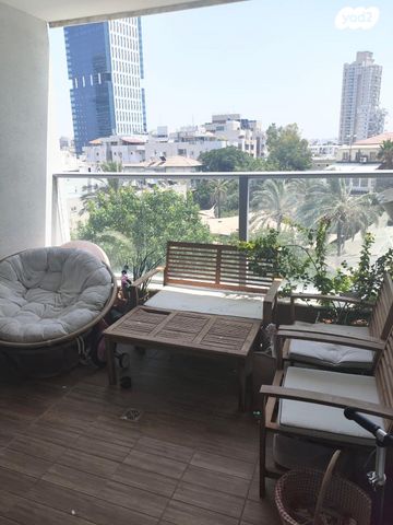 דירה, הפודים 33, נחלת גנים, רמת גן