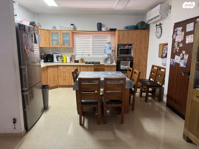 דירה, הפועל 12, לב העיר, בת ים