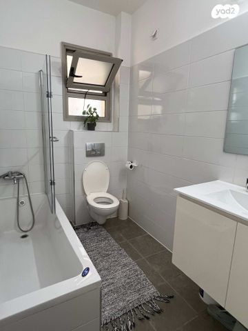 דירה, שדרות עמק יזרעאל 32, שקמים ואגמים, אשקלון