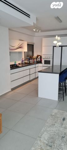 דירה, דקר 21, גני יער, לוד