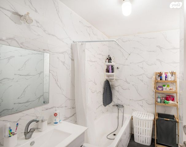 דירה, שדרות הרב יוסף חיים 8, תל גיבורים, בני ברק