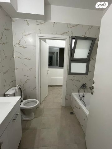 דירה, אריאל שרון 1, נווה שרון / שער העיר, נתיבות