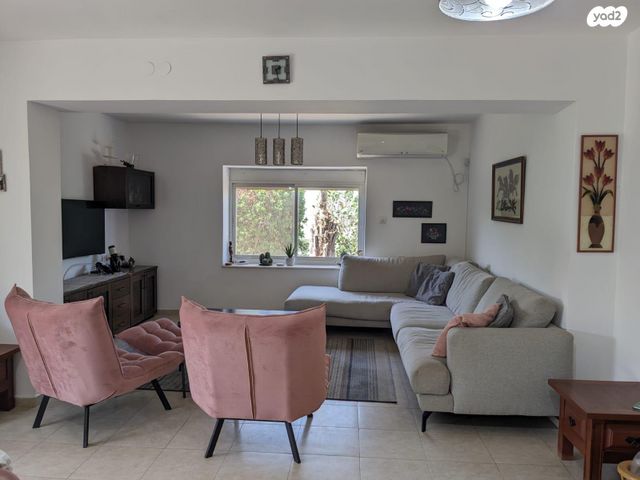 בית פרטי/ קוטג', האירוס 31, מטולה, מטולה