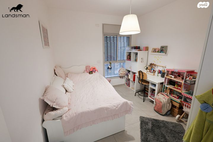 דירה, הפלמ"ח 137, שאר העיר, קדימה צורן