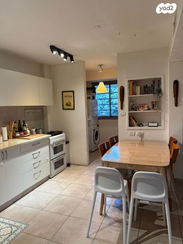 דירה, קרן היסוד 21, קרית ויצמן, רעננה