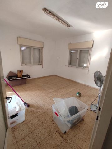 דירה, שבטי ישראל 8, קרית ים ג', קרית ים