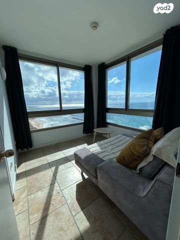 דירה, שדרות עובד בן עמי 2, נוף הטיילת, נתניה