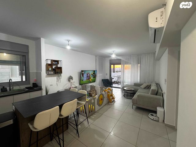 דירה, ליבנה 8, יצחק שמיר, נהריה