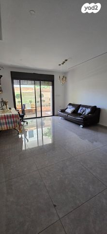 יעקב אלעזר 10