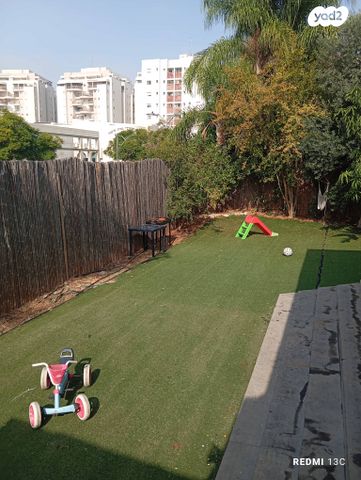 דירת גן, אבן גבירול 8, נאות שקמה, ראשון לציון