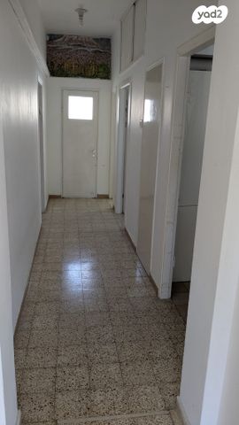 דו משפחתי, קרן היסוד 39, הרצל, באר יעקב