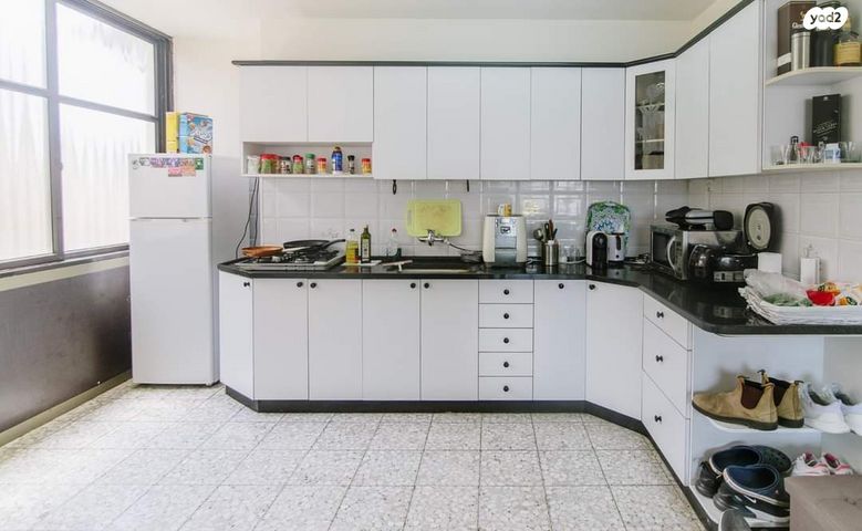 דירה, רמב"ם 33, עין גנים, פתח תקווה