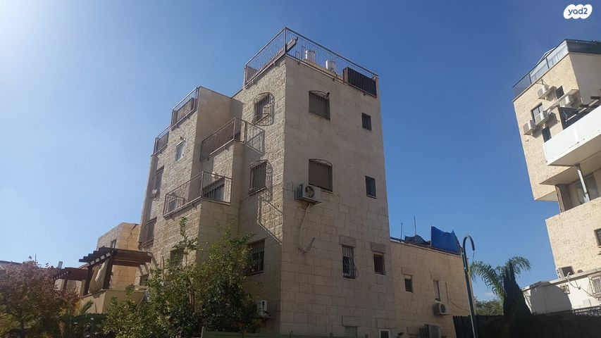גג/ פנטהאוז, רבי יוסי בן קיסמא 13, אלעד, אלעד