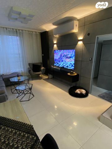 גג/ פנטהאוז, האורגים 18, הנביאים, בת ים