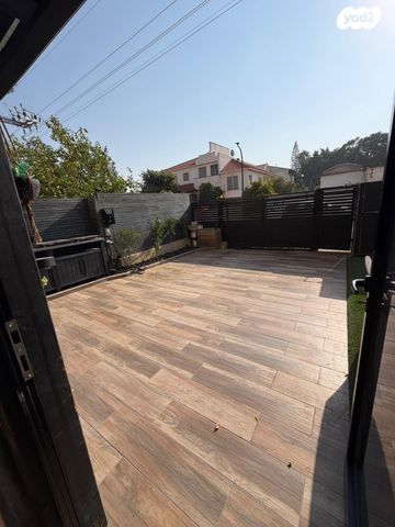 אפרים אהרונסון 11