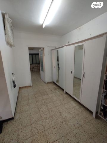 דירה, שבטי ישראל 8, קרית ים ג', קרית ים