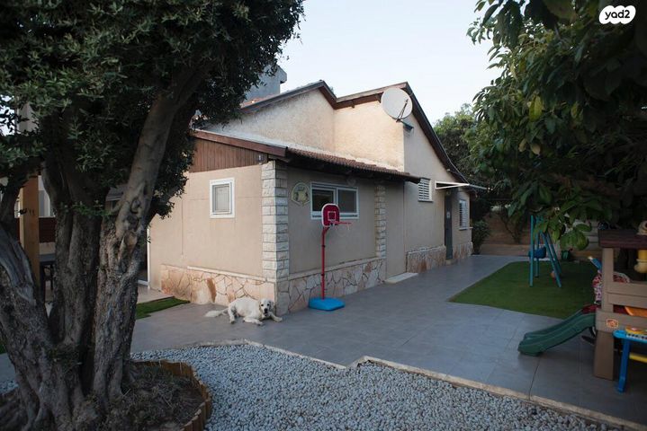 בית פרטי/ קוטג', כ"ז בניסן 1, קרית אליעזר פרי, פתח תקווה