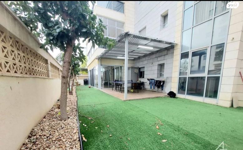 דירת גן, תפוז 11, רובע ט"ז, אשדוד