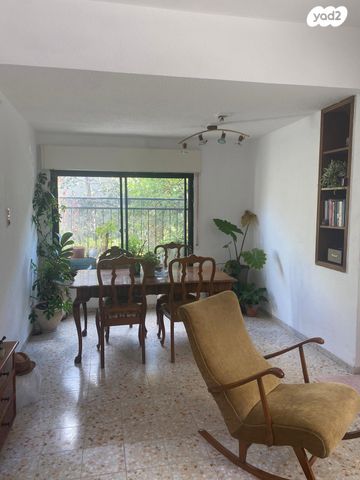 דירה, הס 49, הדר עליון, חיפה