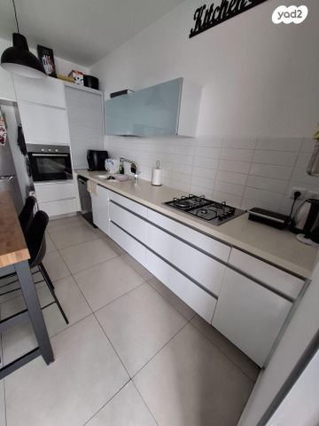 דירה, הנחשול 17, נאות רבין, יבנה