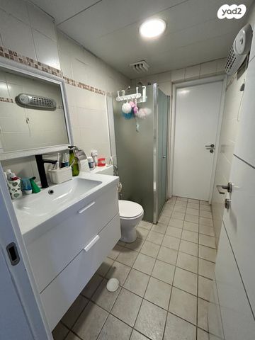 דירה, אהרון חג'ג' 24, נאות אשכול, יבנה