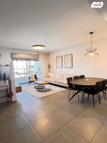 דירה, שדרות הציונות 79, ברנע, אשקלון