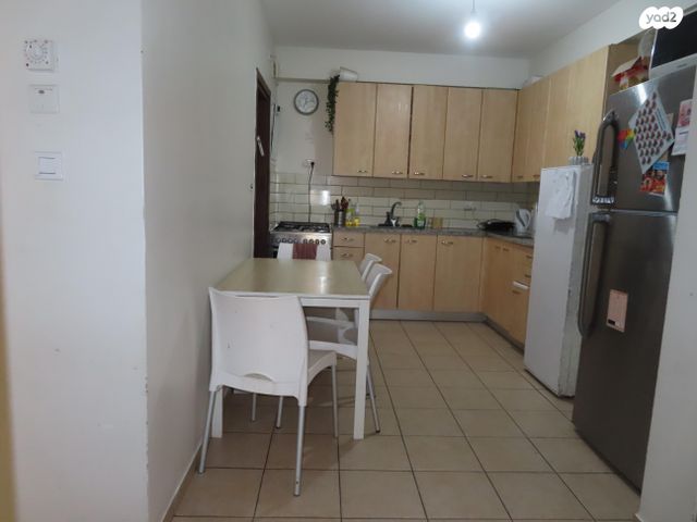 דירה, אבי עזרי 28, מתיתיהו מזרח, מודיעין עילית