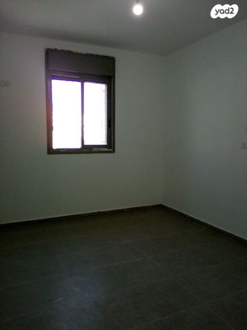 דירה, הרב אבא שאול 9, התמר, ביתר עילית