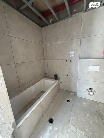 דירה, השר רבינוביץ 3, הנביאים, בת ים