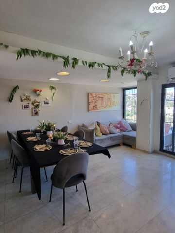 גג/ פנטהאוז, צונדק 10, רמות, ירושלים