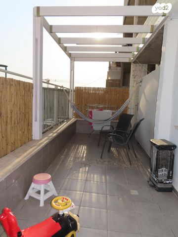 דירה, אבי עזרי 28, מתיתיהו מזרח, מודיעין עילית