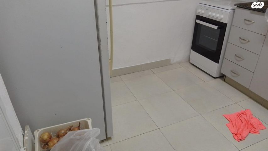 דירה, ניצנה 19, ניצנה, בת ים