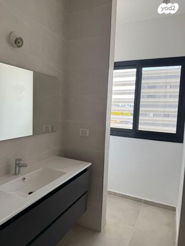 גג/ פנטהאוז, יעקב דורי 9, הרצליה הירוקה, נווה עובד, הרצליה