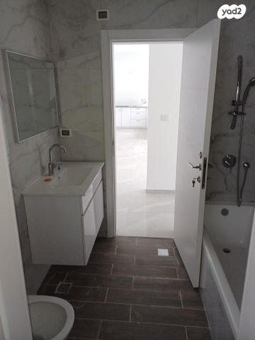 דירה, חביבה רייק 1, רובע יזרעאל סביוני העמק, עפולה