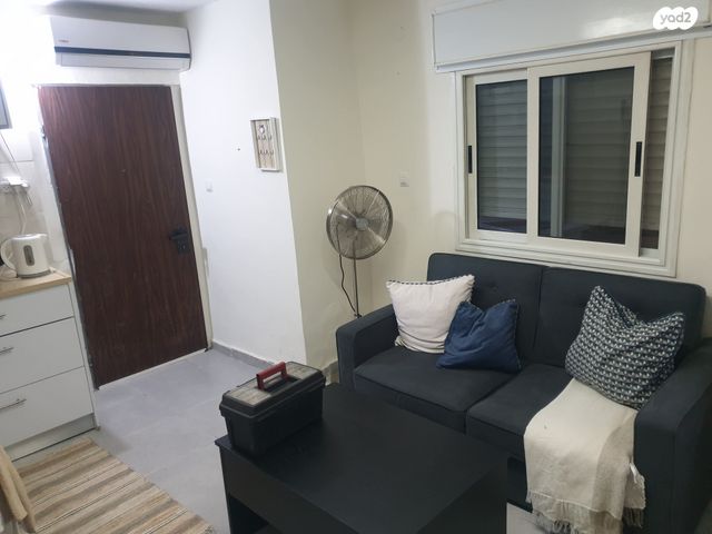 יחידת דיור, סמטת האלה 1, שאר העיר, רמת ישי